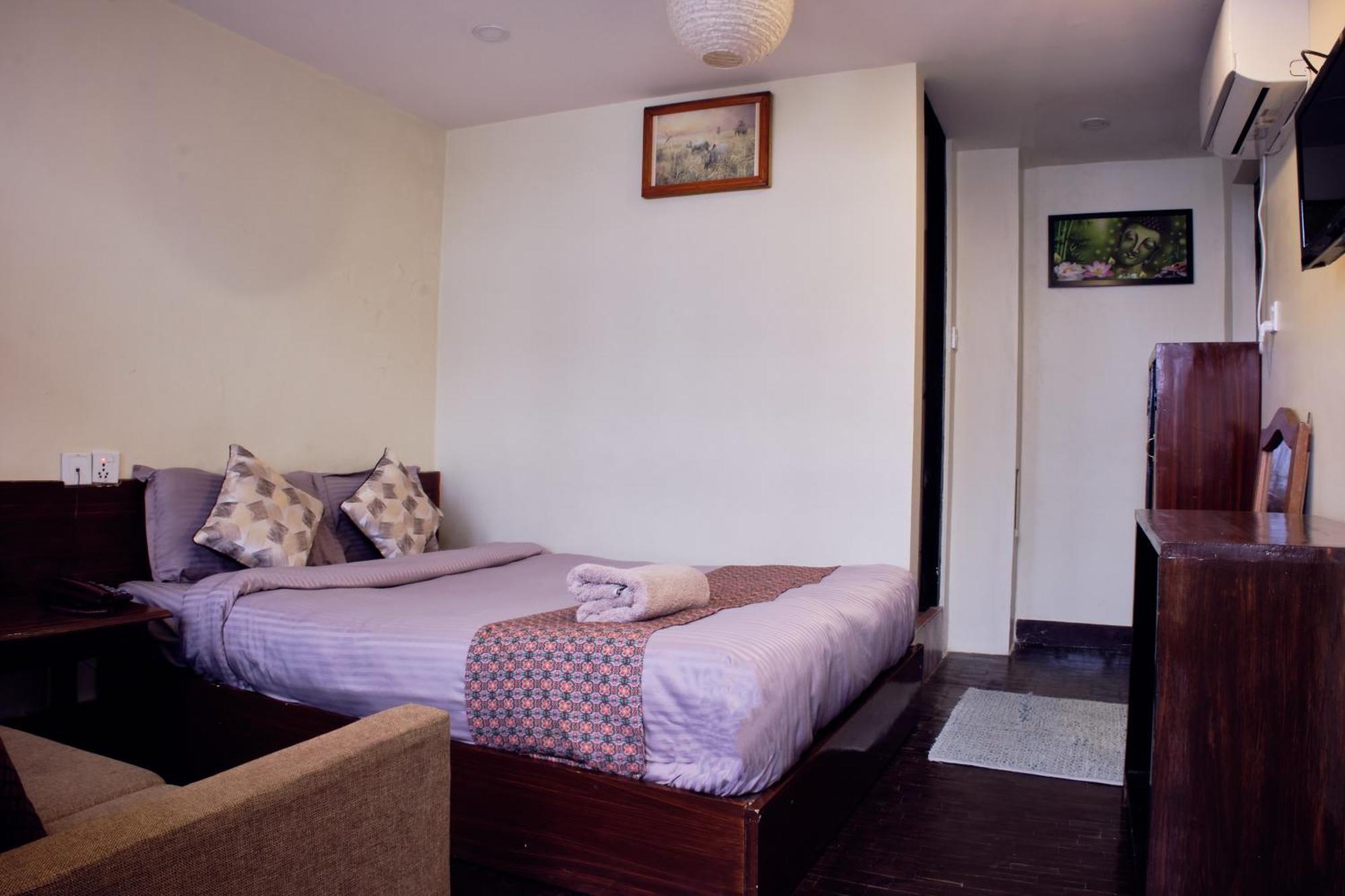 Hotel Shree Tara Катманду Екстер'єр фото