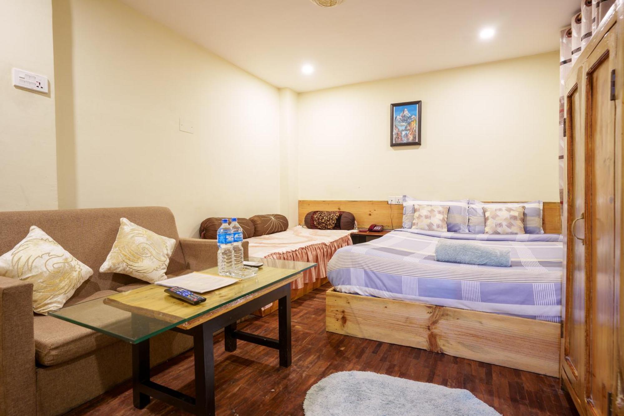 Hotel Shree Tara Катманду Екстер'єр фото