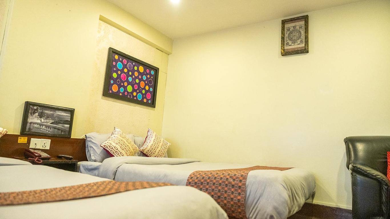 Hotel Shree Tara Катманду Екстер'єр фото