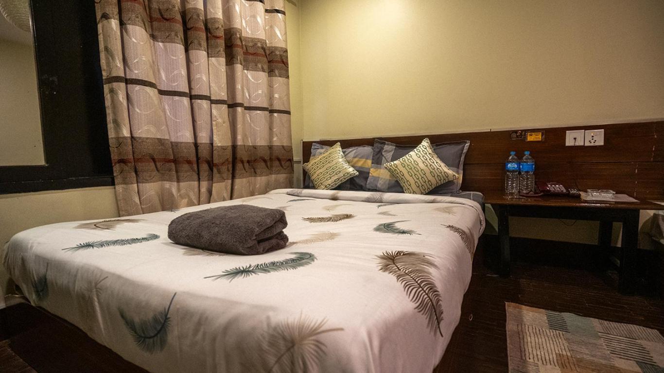 Hotel Shree Tara Катманду Екстер'єр фото